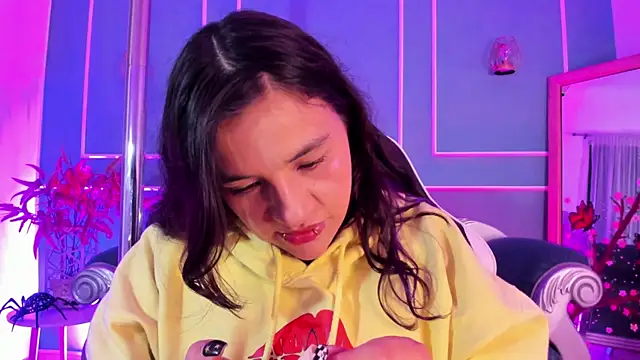 Snapshot of TaraTaylorr chatting on 22, 2, 2026 TaraTaylorr online show from 22, 2, 2026