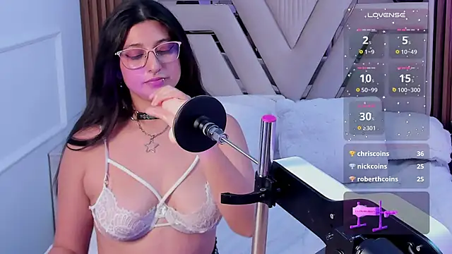 Gabrielakassi online show from 12, 3, 2025