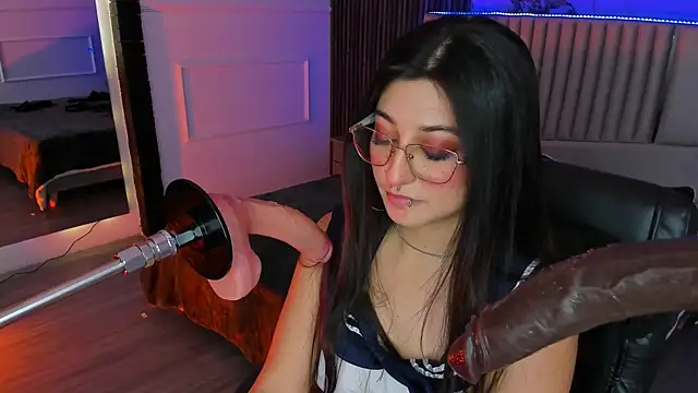 Gabrielakassi online show from 7, 10, 2025