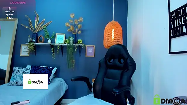 Snapshot of yessila_parker chatting on 20, 11, 2025 yessila parker online show from 20, 11, 2025