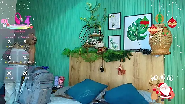 Snapshot of yessila_parker chatting on 16, 12, 2025 yessila parker online show from 16, 12, 2025