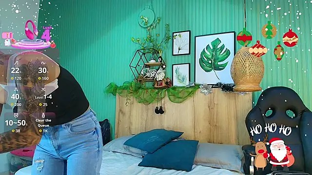 Snapshot of yessila_parker chatting on 18, 12, 2025 yessila parker online show from 18, 12, 2025