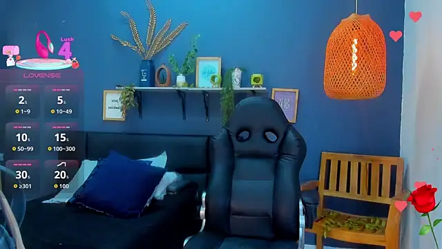 Snapshot of yessila_parker chatting on 21, 2, 2026 yessila parker online show from 21, 2, 2026