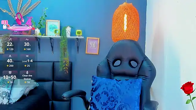 Snapshot of yessila_parker chatting on 23, 2, 2026 yessila parker online show from 23, 2, 2026