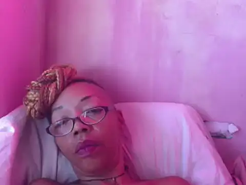 Ladyzee25 online show from 2, 6, 2026
