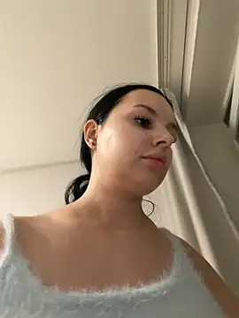 Snapshot of Miss_Vic chatting on 30, 11, 2025 Miss Vic online show from 30, 11, 2025