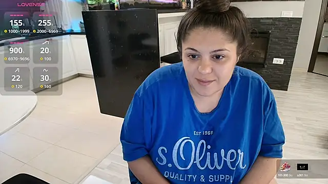 Layla- online show from 25, 9, 2025