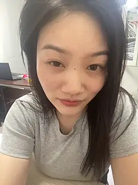 Snapshot of pangtouyubb chatting on 5, 5, 2026 pangtouyubb online show from 5, 5, 2026