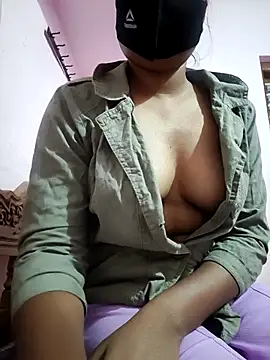 Noghtygirl online show from 25, 9, 2025