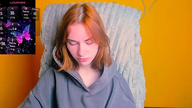 Fiona Night online show from 8, 4, 2026