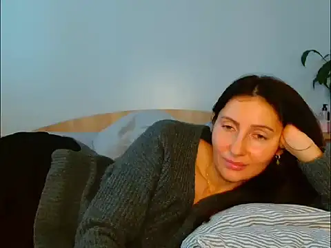 Irina9793 online show from 6, 2, 2026