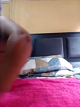 JuicyMilkyTizzy online show from 24, 2, 2026