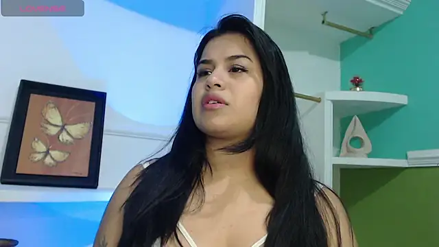Snapshot of SamanthaSmiithh chatting on 13, 9, 2025 SamanthaSmiithh online show from 13, 9, 2025