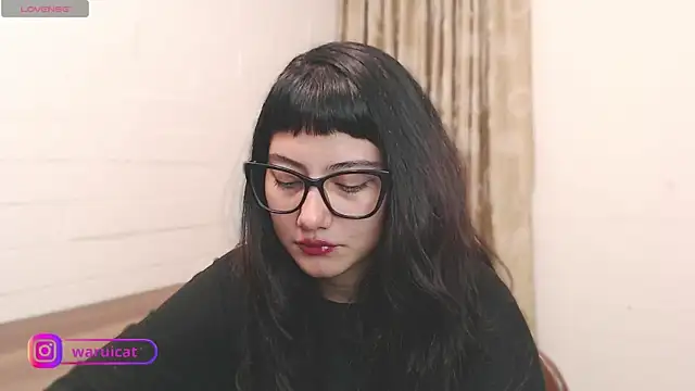 Snapshot of Laury_uri chatting on 17, 2, 2026 Laury uri online show from 17, 2, 2026