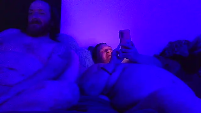 Snapshot of SpnzTnT chatting on 3, 3, 2026 SpnzTnT online show from 3, 3, 2026