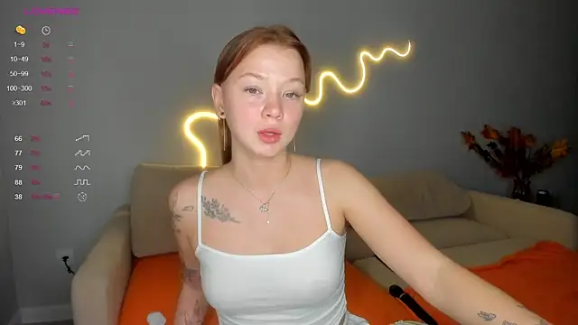 Snapshot of dinky__emily chatting on 26, 9, 2025 dinky emily online show from 26, 9, 2025