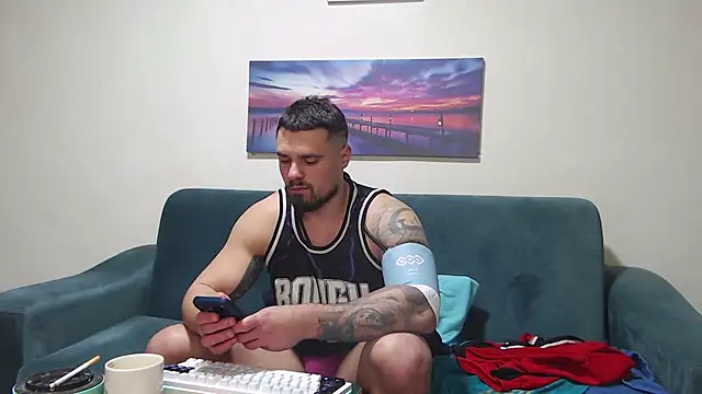 Tiberius hunk online show from 8, 1, 2026