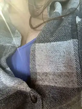 Snapshot of HannaJohnson chatting on 14, 9, 2025 HannaJohnson online show from 14, 9, 2025