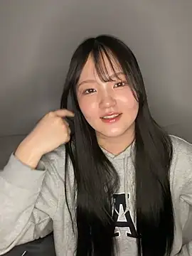 Snapshot of MinaKubo chatting on 6, 4, 2026 MinaKubo online show from 6, 4, 2026