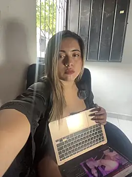 lunaxxx 69 online show from 21, 11, 2025