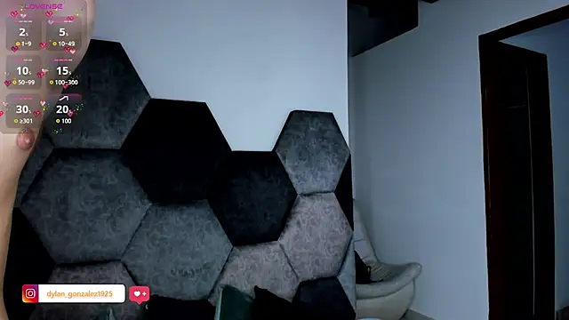 Snapshot of Dylan_Turnerr chatting on 9, 9, 2025 Dylan Turnerr online show from 9, 9, 2025