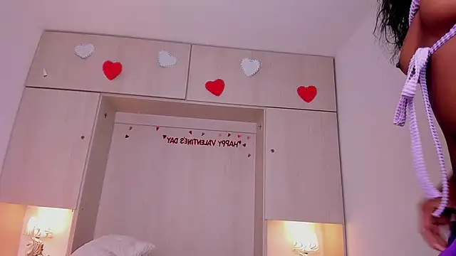 Snapshot of BeverlySteel chatting on 18, 2, 2026 BeverlySteel online show from 18, 2, 2026