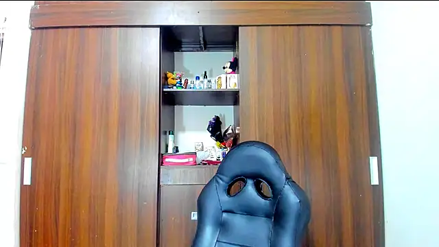 Dreamastercum  online show from 21, 11, 2025