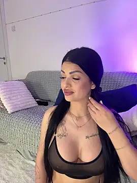 Snapshot of IrisRossie chatting on 20, 5, 2026 IrisRossie online show from 20, 5, 2026