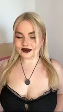 April Vancee online show from 17, 4, 2026