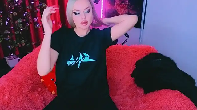 Snapshot of Miss_Alice_Silver chatting on 29, 3, 2026 Miss Alice Silver online show from 29, 3, 2026