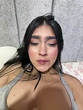 JulesBenett online show from 10, 2, 2026