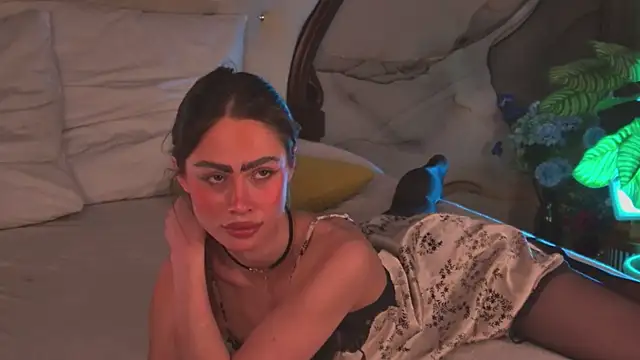 Amanda River online show from 9, 3, 2026