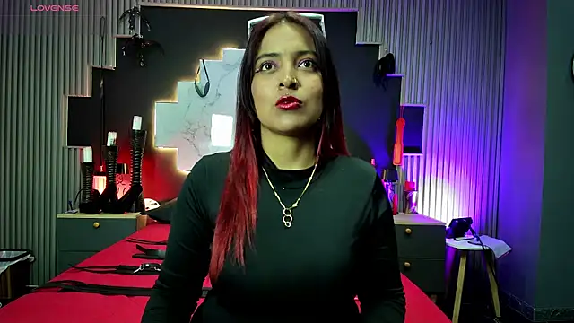 Sarah917 online show from 18, 3, 2025