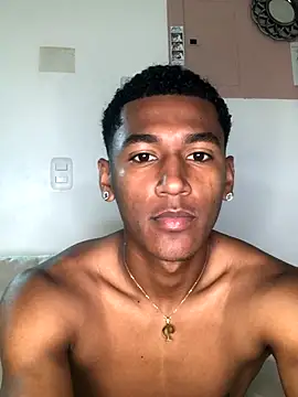 Snapshot of LexiAndDeker chatting on 5, 11, 2025 LexiAndDeker online show from 5, 11, 2025