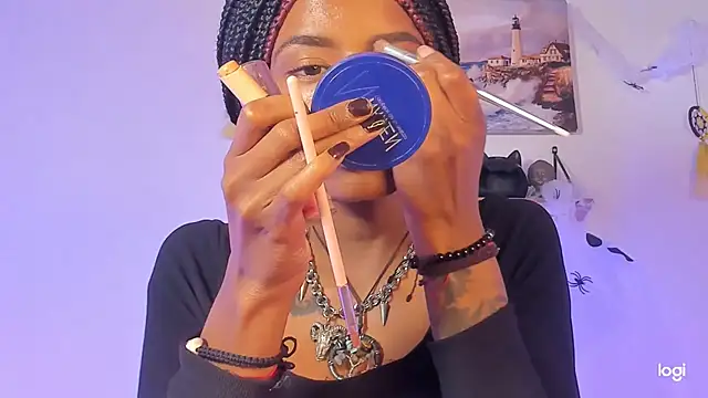 Snapshot of Aprillebony chatting on 15, 10, 2025 Aprillebony online show from 15, 10, 2025