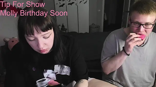 Snapshot of JayMollyy chatting on 26, 5, 2026 JayMollyy online show from 26, 5, 2026