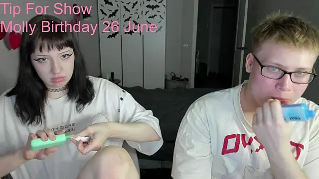 Snapshot of JayMollyy chatting on 1, 6, 2026 JayMollyy online show from 1, 6, 2026