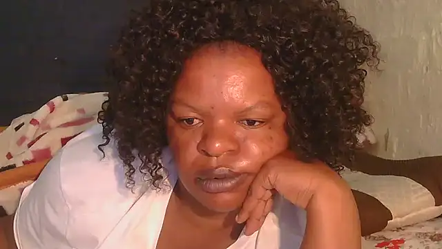 ebony rose11 online show from 24, 11, 2025