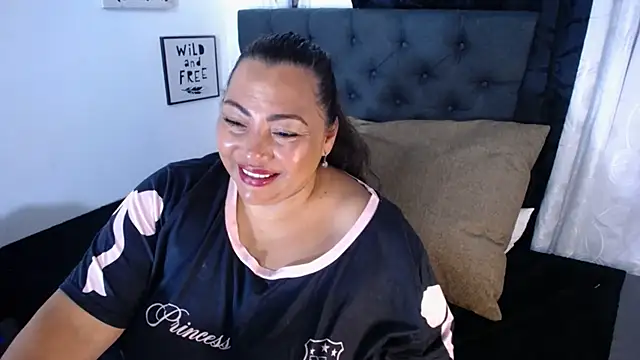 Snapshot of dihayara chatting on 3, 7, 2026 dihayara online show from 3, 7, 2026