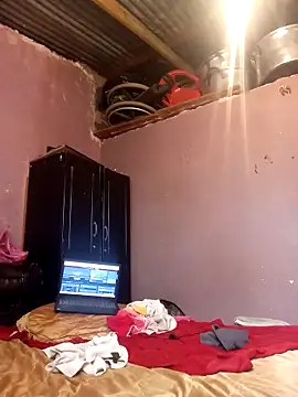 Snapshot of Latte1204 chatting on 7, 3, 2025 Latte1204 online show from 7, 3, 2025