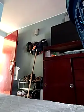 Ariana Rodriguez online show from 7, 11, 2025