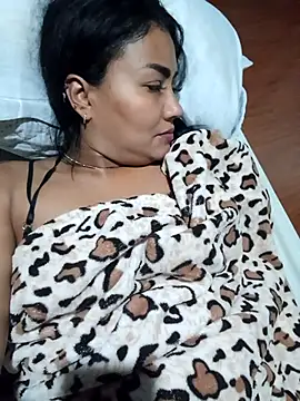 Ariana Rodriguez online show from 21, 11, 2025