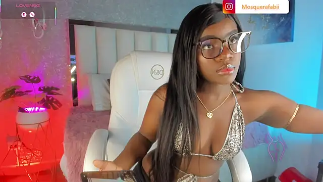 Snapshot of NainaDeiviss chatting on 14, 9, 2025 NainaDeiviss online show from 14, 9, 2025