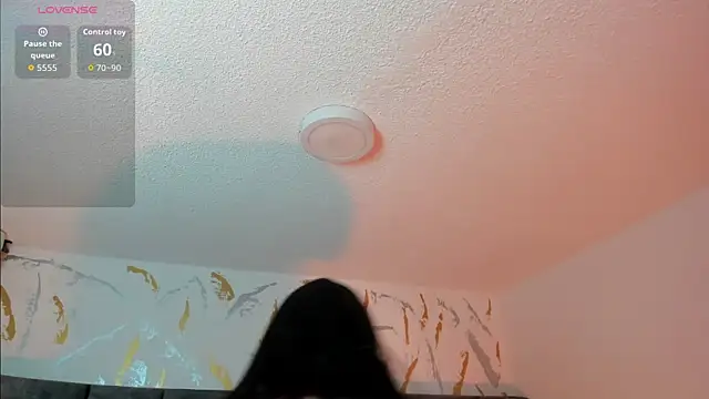 Cristal Velle online show from 10, 4, 2026