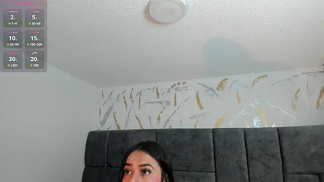 Snapshot of Cristal_Velle chatting on 8, 6, 2026 Cristal Velle online show from 8, 6, 2026