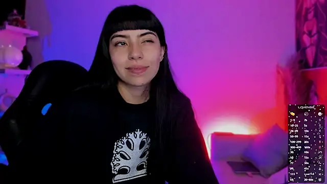 Snapshot of Saraa_Desiree chatting on 17, 10, 2025 Saraa Desiree online show from 17, 10, 2025