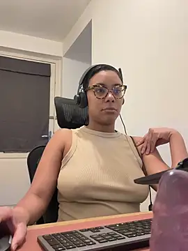 Melia Rayne online show from 16, 1, 2026