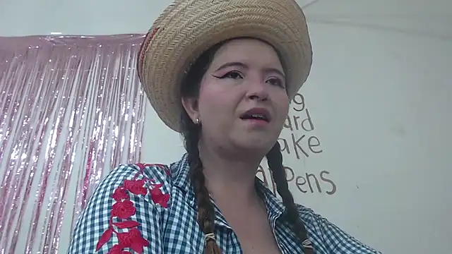 Snapshot of abbydirtys chatting on 10, 10, 2025 abbydirtys online show from 10, 10, 2025