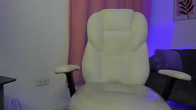 gaaby foxx online show from 5, 2, 2026