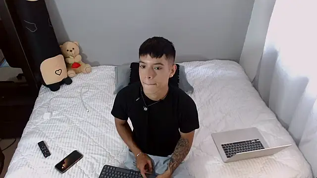 ErosKhaos online show from 29, 4, 2026
